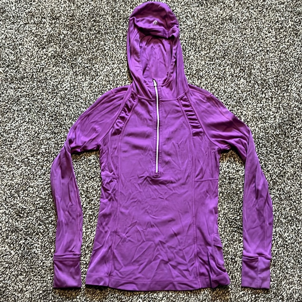 Lululemon 1/2 Zip Pullover Top